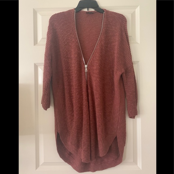 Express burgundy sweater - Picture 1 of 3